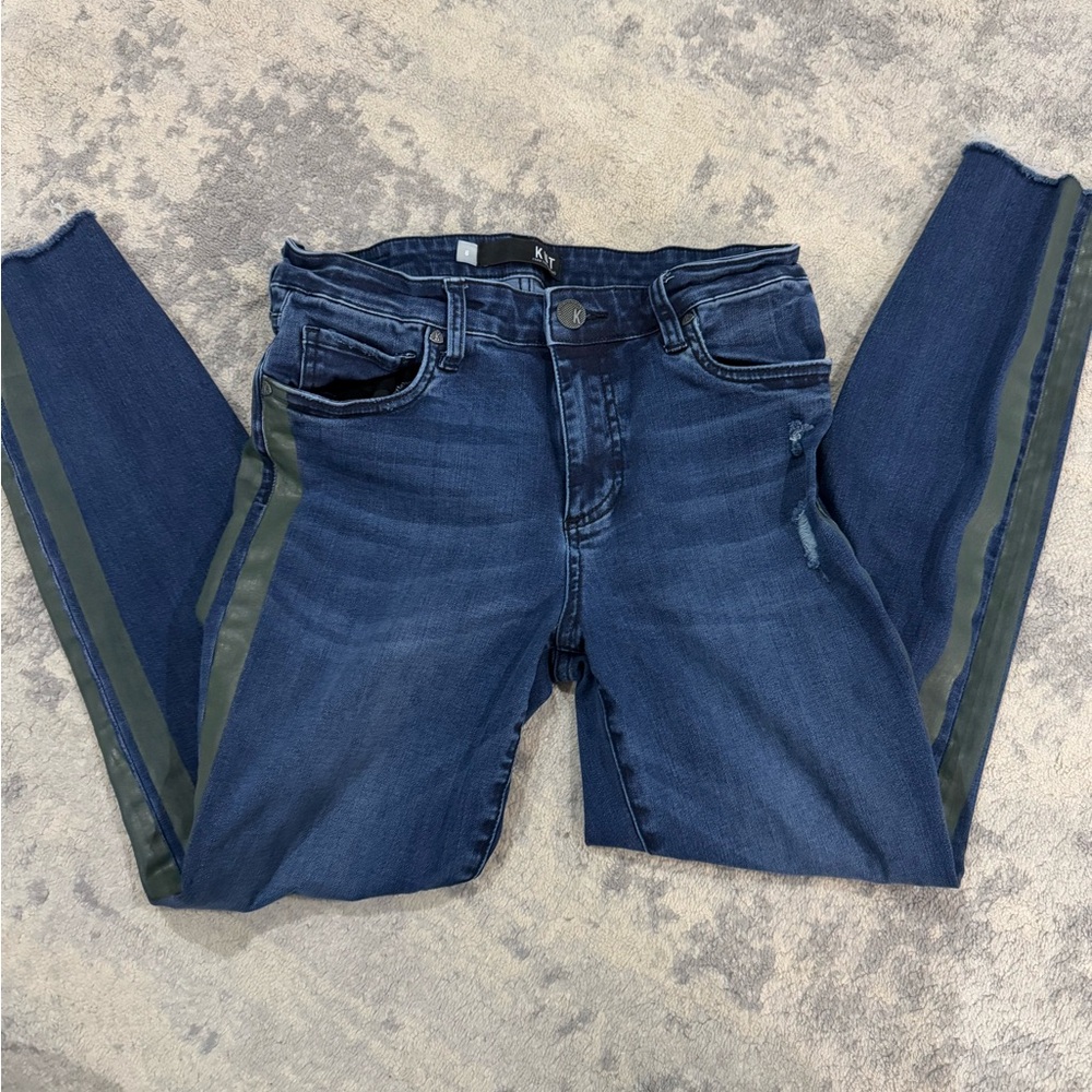 Kut From the Kloth size 6 jeans with green stripe
